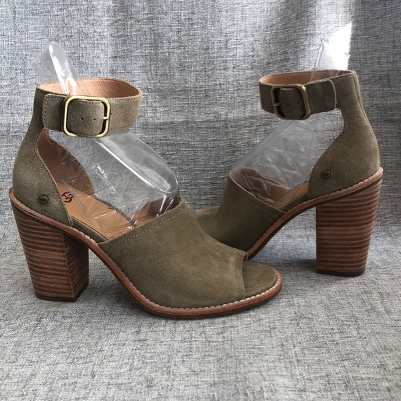 ugg aja ankle strap sandal